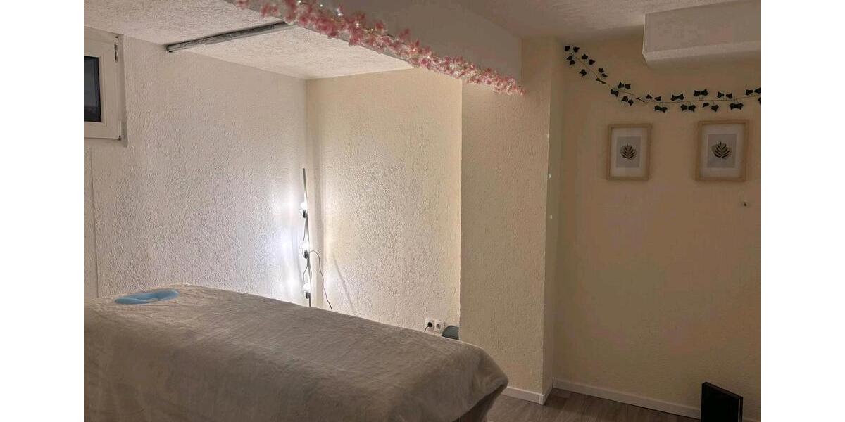 Gewerberaum für Beauty, Kosmetik, Massage, Maniküre zimmer