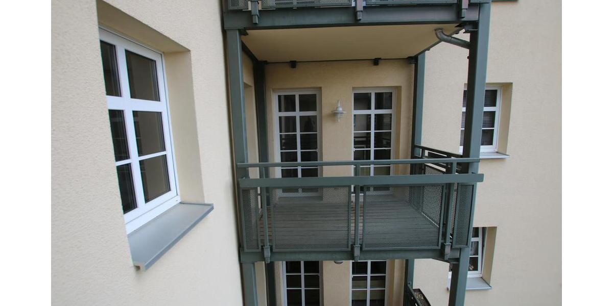 Mit Balkon und Lift! Zentral gelegene 2-Zimmer-Wohnung in Gera - Etagenwohnung Gera Ostviertel | Angebot:27156231