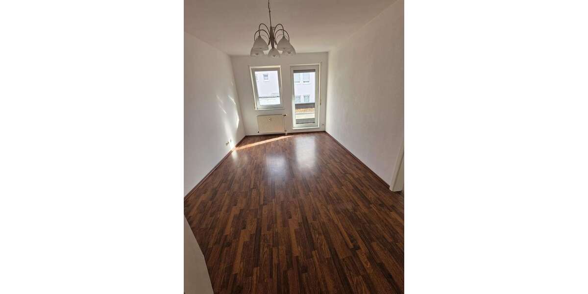 Etagenwohnung Metzingen Neugreuth - 2 Zimmer, 66 m&sup2;, 990&euro; | Angebot:24844096