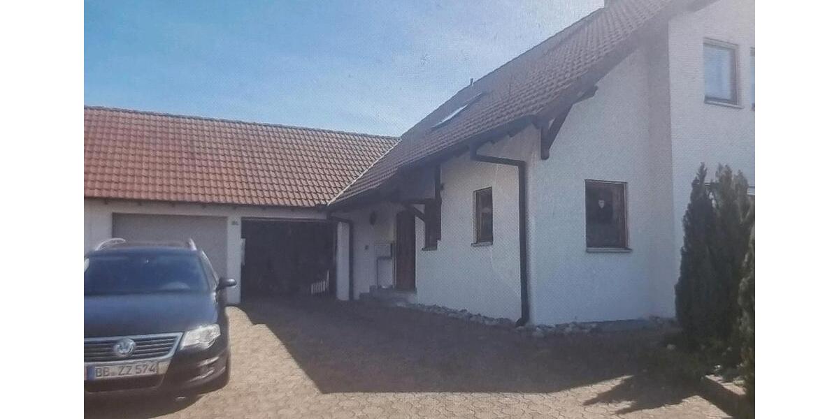 Dachgeschoßwohnung Bad Saulgau - 3.5 Zimmer, 93 m&sup2;, 1.200&euro; | Angebot:24817736