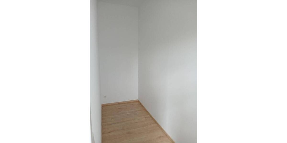 Etagenwohnung Hadamar - 3 Zimmer, 126 m&sup2;, 1.400&euro; | Angebot:26268985
