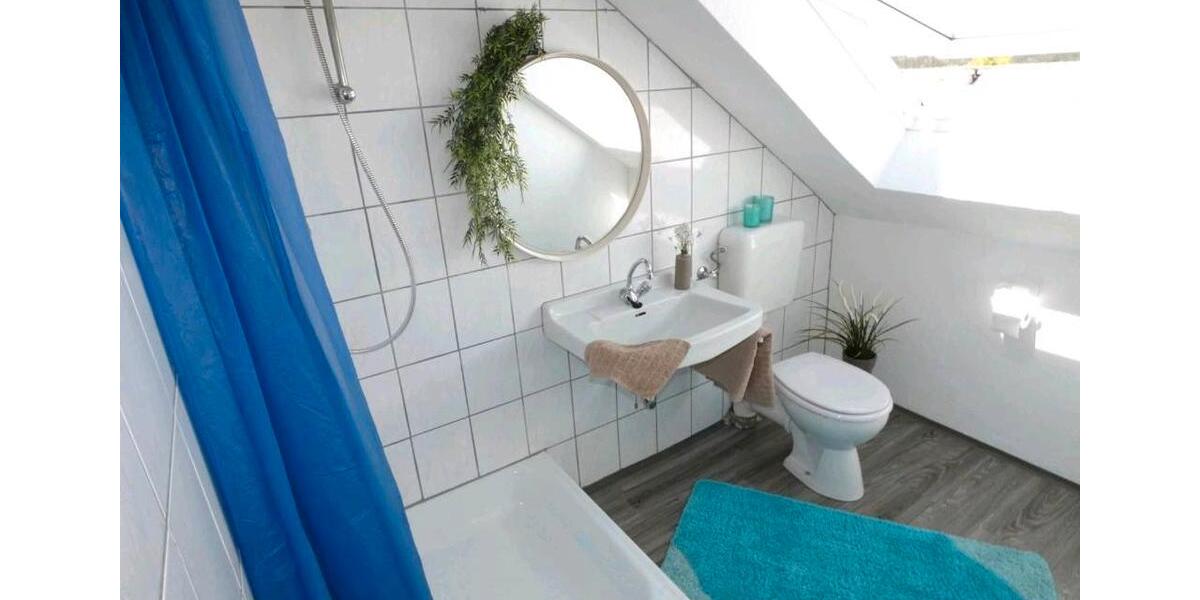 Dachgeschoßwohnung Clausthal-Zellerfeld Zellerfeld - 1 Zimmer, 22 m&sup2;, 210&euro; | Angebot:26040403