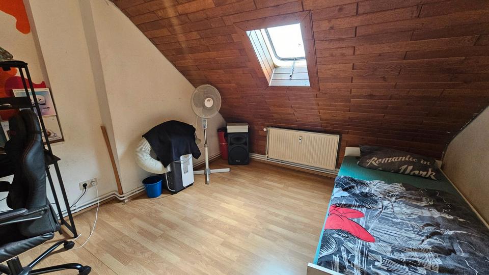 Dachgeschoßwohnung Wiesbaden Mainz-Kostheim - 3 Zimmer, 54 m&sup2;, 700&euro; | Angebot:26625694