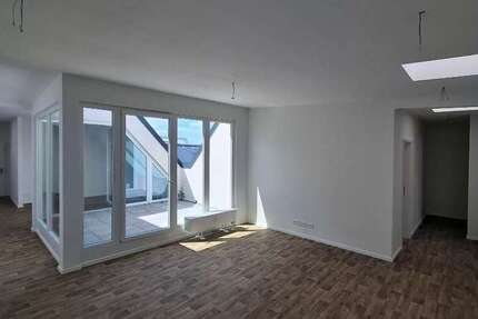 Wohnung zum Mieten in Berlin 2.379,75 € 125.25 m²