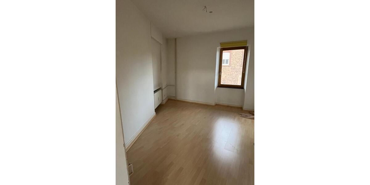 Etagenwohnung Bad Sobernheim - 3 Zimmer, 90 m&sup2;, 800&euro; | Angebot:25963054