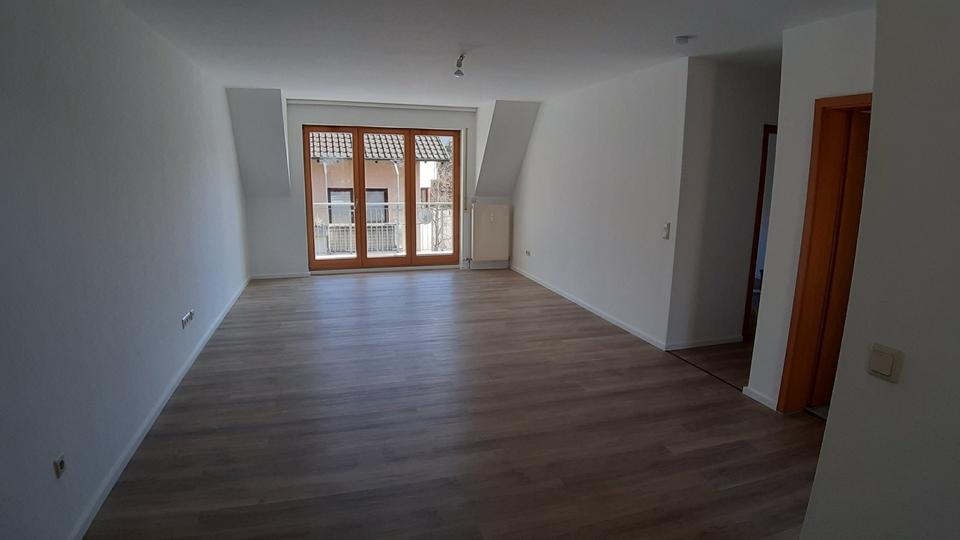 Maisonettenwohnung Baden-Baden Baden - 3.5 Zimmer, 98 m&sup2;, 1.300&euro; | Angebot:26689037