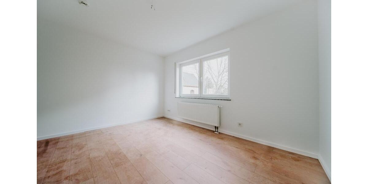 Renovierte 2-ZKB Wohnung mit Einbauküche und Balkon in Duisburg! 2 zimmer