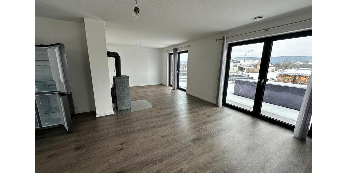 Etagenwohnung Forchheim - 5 Zimmer, 125 m&sup2;, 2.100&euro; | Angebot:24976698
