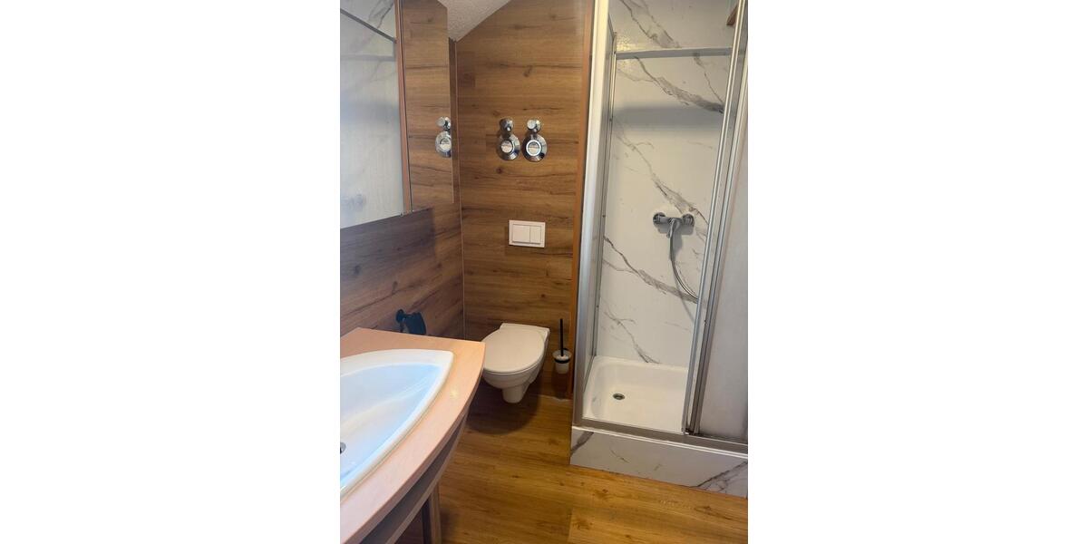 Maisonettenwohnung Nürtingen - 3 Zimmer, 70 m&sup2;, 1.200&euro; | Angebot:26053424