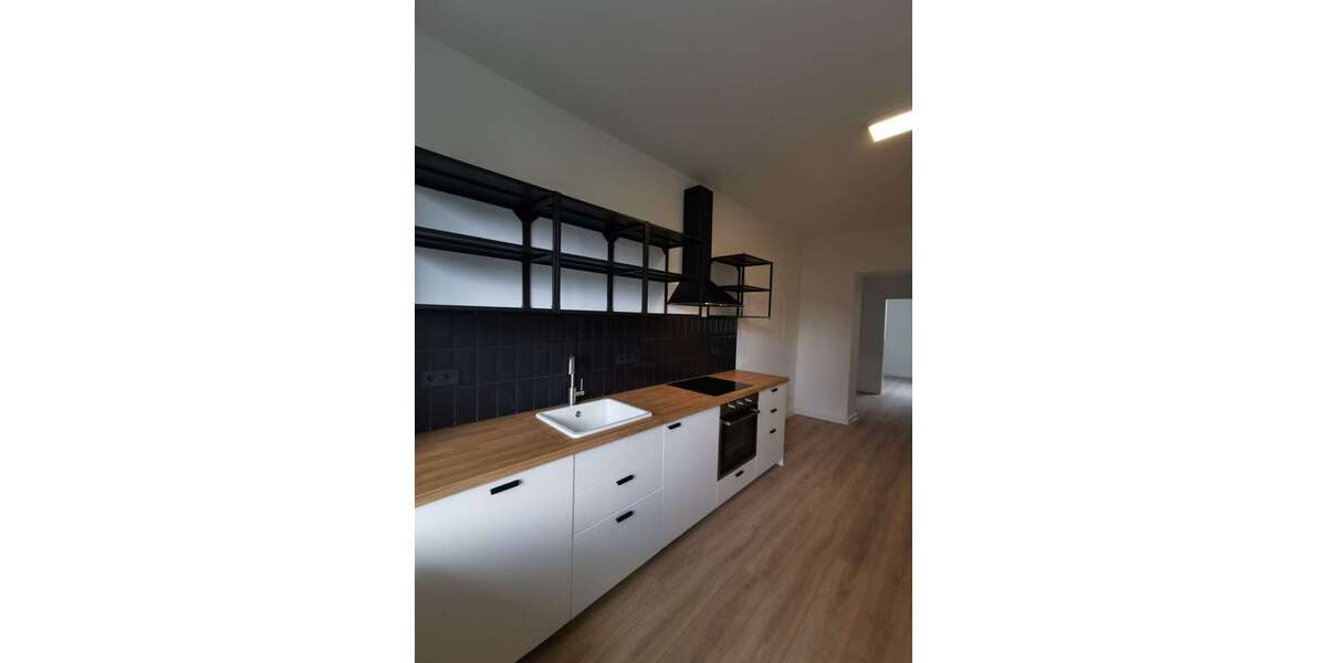 Etagenwohnung Düsseldorf Unterrath - 1 Zimmer, 50 m&sup2;, 850&euro; | Angebot:26177021