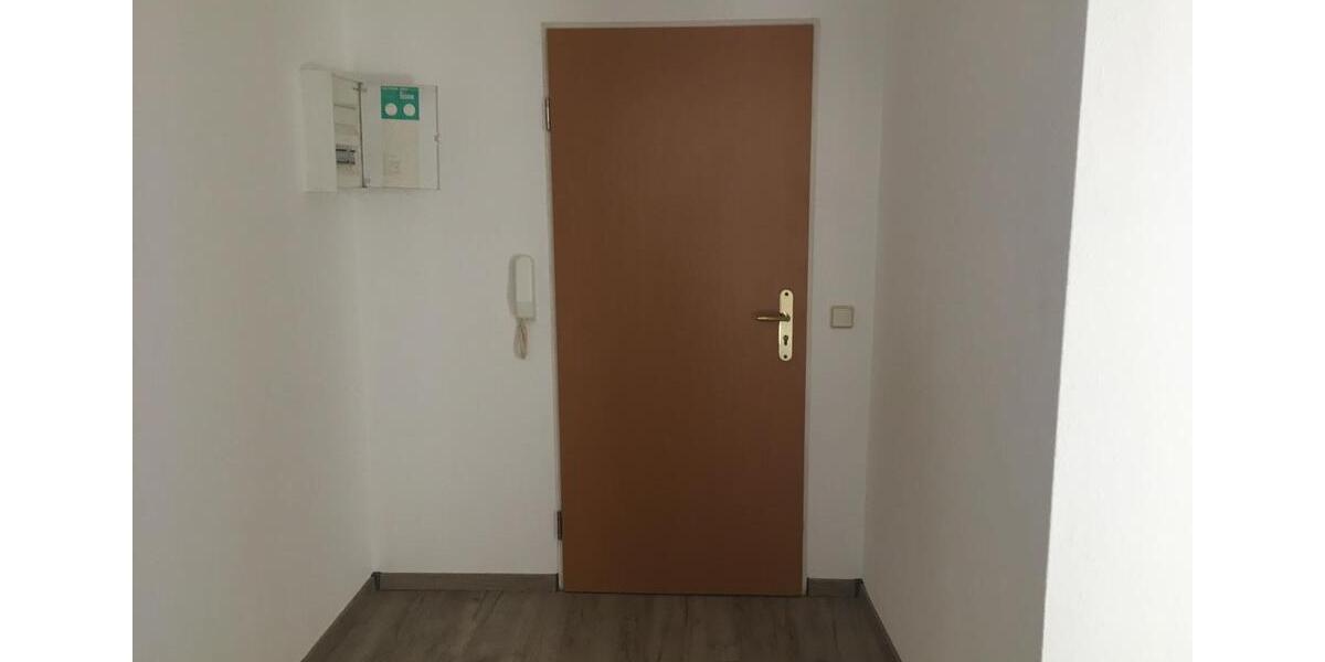 Erdgeschoßwohnung Meerane - 2 Zimmer, 58 m&sup2;, 320&euro; | Angebot:26284733