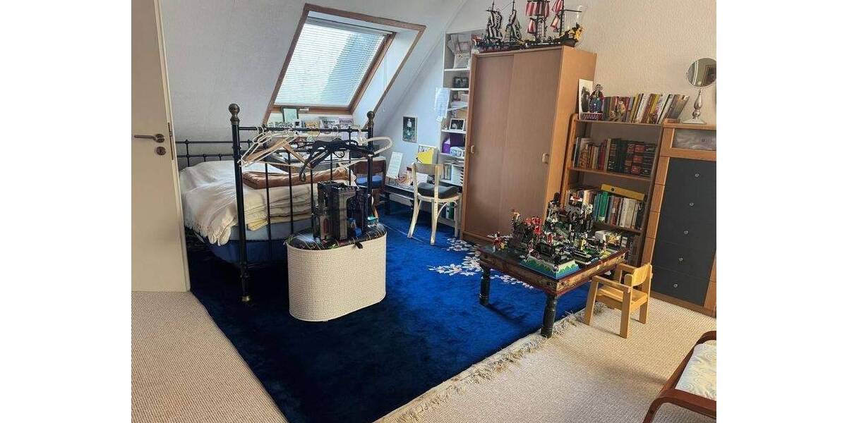 Reihenmittelhaus Hamburg Schnelsen - 6 Zimmer, 150 m&sup2;, 3.500&euro; | Angebot:25985928