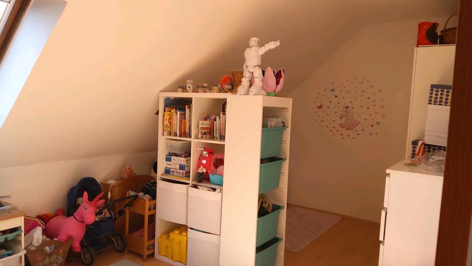 Dachgeschoßwohnung Penzing - 3 Zimmer, 70 m&sup2;, 690&euro; | Angebot:26704309