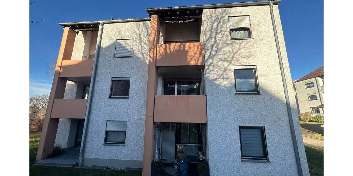 Attraktive neu sanierte 2 ZKB Wohnung mit Einbauküche und Balkon 2 zimmer