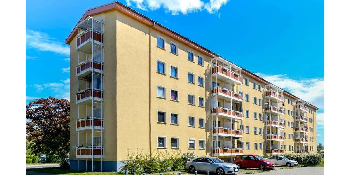 Etagenwohnung Hoyerswerda Neustadt - 4 Zimmer, 71 m&sup2;, 389&euro; | Angebot:26213405