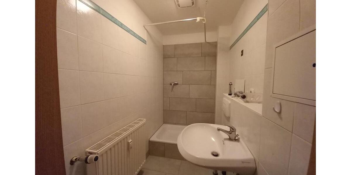 Dachgeschoßwohnung Crimmitschau - 3 Zimmer, 56 m&sup2;, 320&euro; | Angebot:20747048