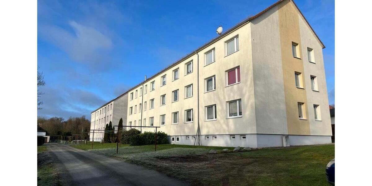 Etagenwohnung Stavenhagen - 2 Zimmer, 55 m&sup2;, 330&euro; | Angebot:20238295