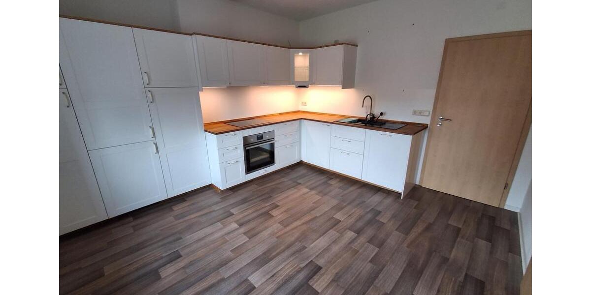 Etagenwohnung Harztor - 4 Zimmer, 96 m&sup2;, 600&euro; | Angebot:26550446