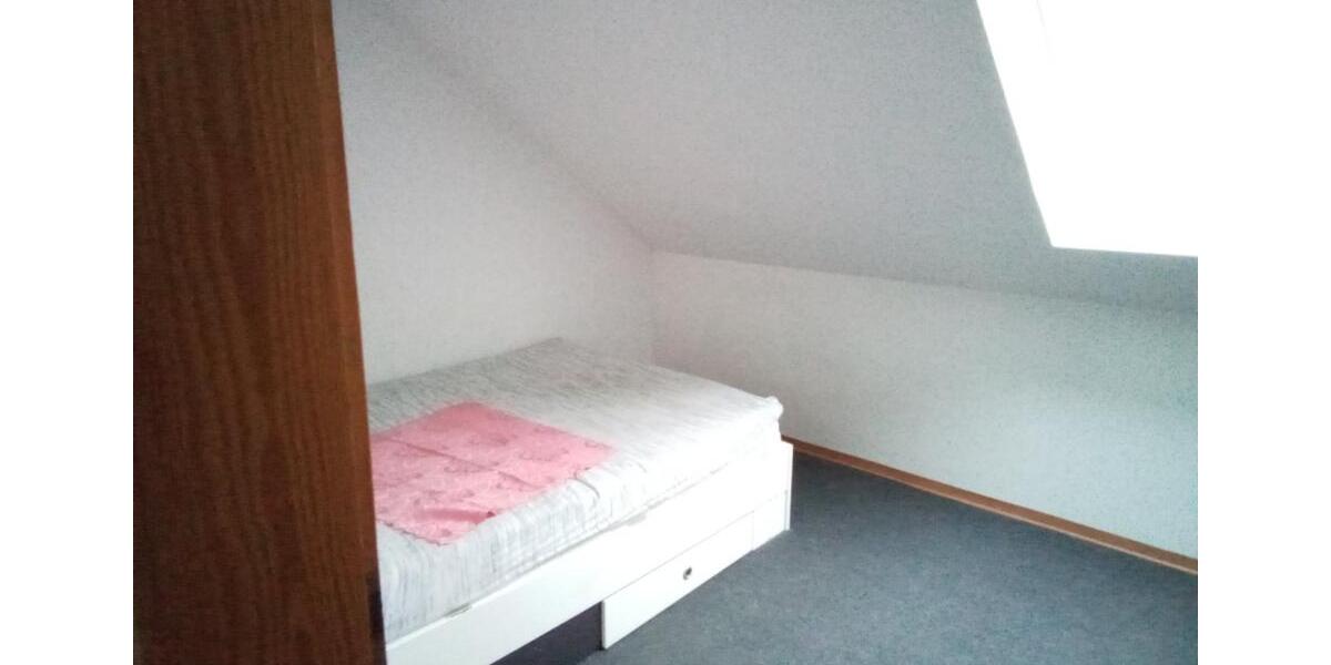 Dachgeschoßwohnung Kasendorf - 3 Zimmer, 66 m&sup2;, 650&euro; | Angebot:24637767