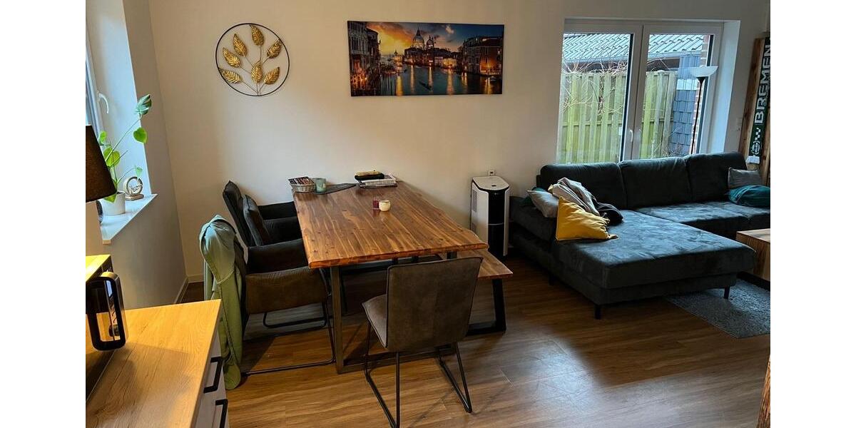 Etagenwohnung Leer (Ostfriesland) - 3 Zimmer, 87 m&sup2;, 1.000&euro; | Angebot:25151385