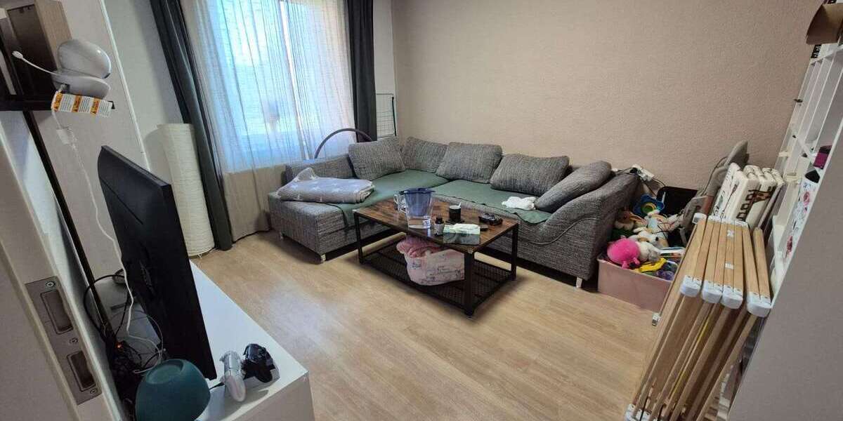 Etagenwohnung Gelsenkirchen Bismarck - 2 Zimmer, 42 m&sup2;, 280&euro; | Angebot:25063580