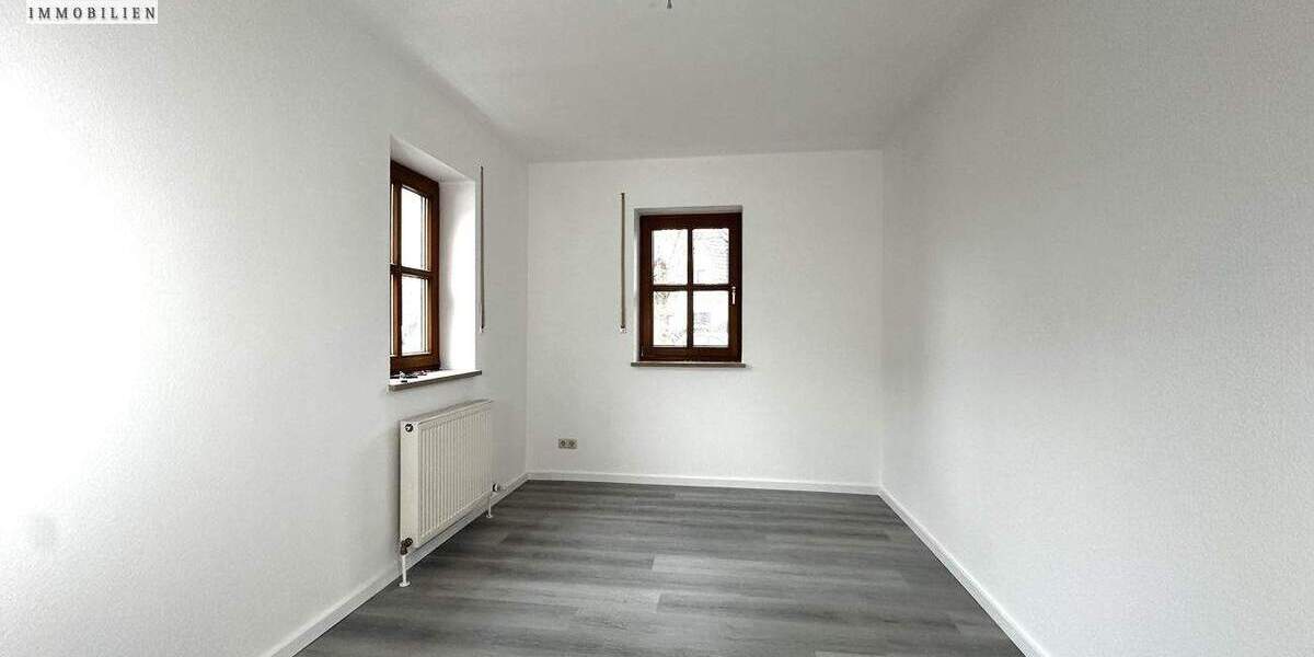 Einfamilienhaus Bayreuth Oberkonnersreuth - 5 Zimmer, 185 m&sup2;, 1.800&euro; | Angebot:24775327