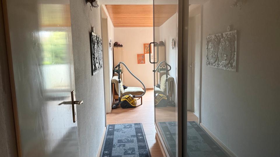 Etagenwohnung Kirchheim unter Teck - 4 Zimmer, 100 m&sup2;, 600&euro; | Angebot:25415756