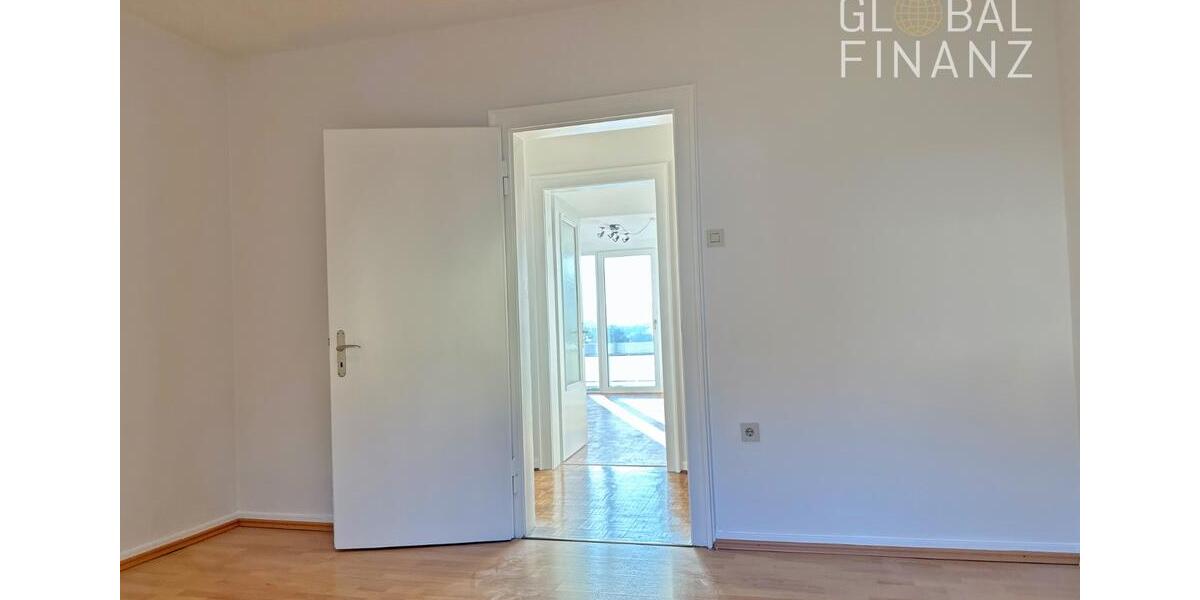 Etagenwohnung Siegen - 4 Zimmer, 89 m&sup2;, 715&euro; | Angebot:25222338
