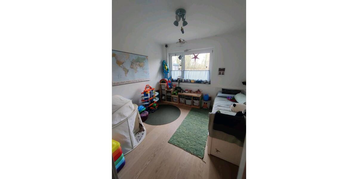 Erdgeschoßwohnung Detmold - 4 Zimmer, 125 m&sup2;, 1.188&euro; | Angebot:25284278