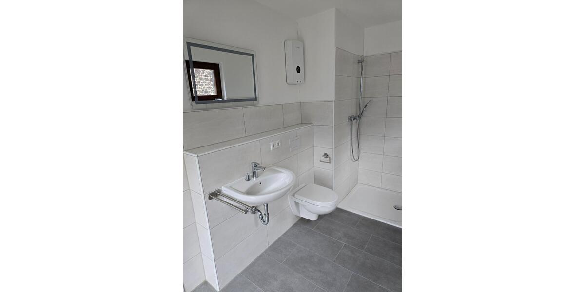 Erdgeschoßwohnung Andernach - 3 Zimmer, 90 m&sup2;, 828&euro; | Angebot:24851977