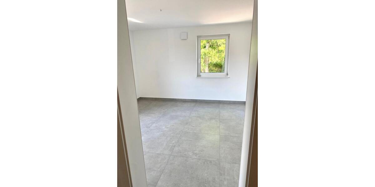 Doppelhaushälfte Werder (Havel) - 4 Zimmer, 130 m&sup2;, 1.800&euro; | Angebot:25161297