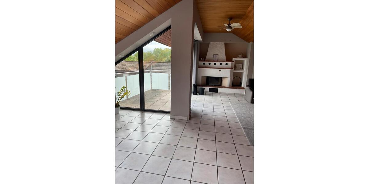 Dachgeschoßwohnung Verl - 2 Zimmer, 80 m&sup2;, 680&euro; | Angebot:26665448