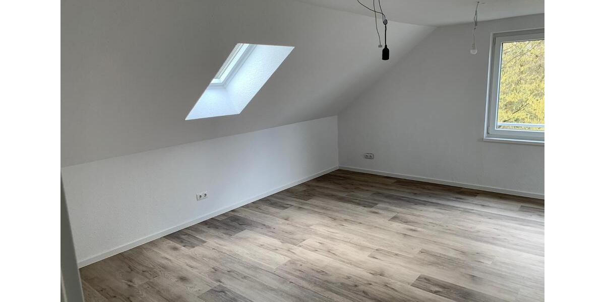 Dachgeschoßwohnung Lathen - 3 Zimmer, 63 m&sup2;, 850&euro; | Angebot:26248078
