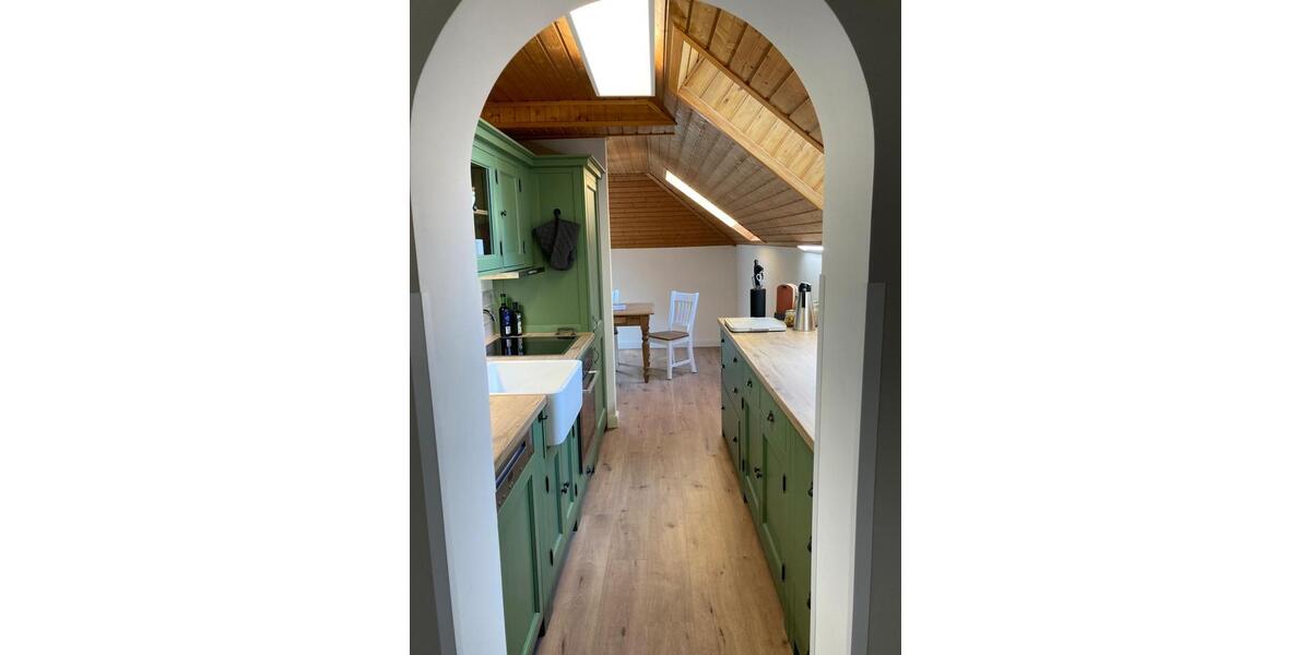 Wohnen auf Zeit Bornheim - 8 Zimmer, 120 m&sup2;, 39&euro; | Angebot:14543309