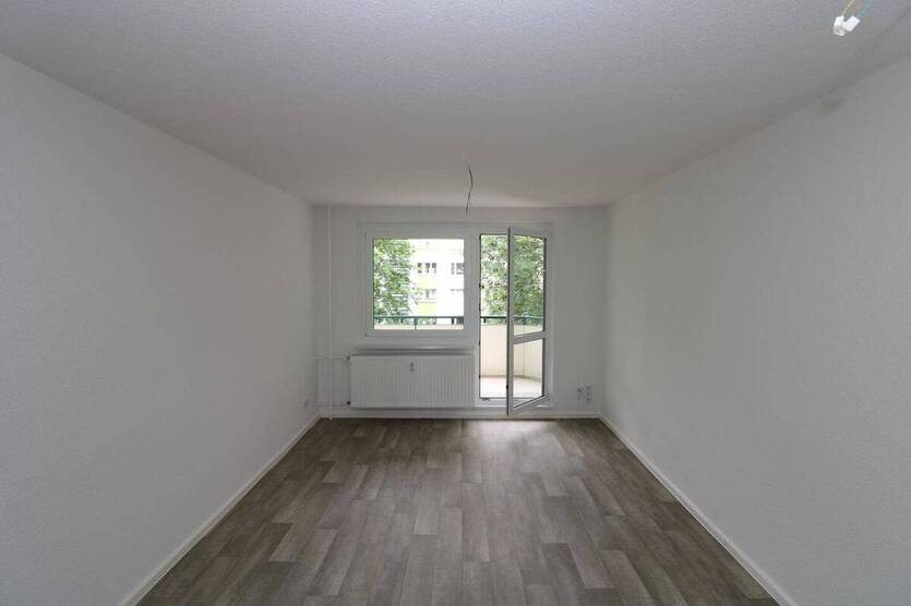 Für Sparfüchse...günstige 3-RW mit Wanne u. Balkon!!! 3 zimmer