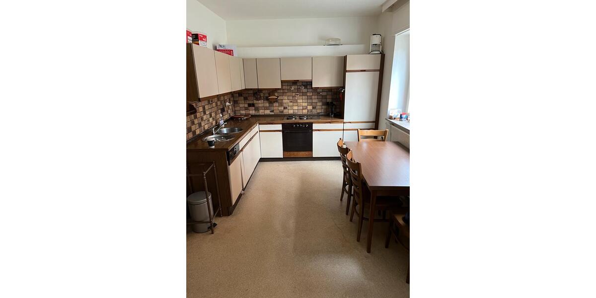 Wohnen auf Zeit Freren - 18 Zimmer, 230 m&sup2;, 16&euro; | Angebot:26287866