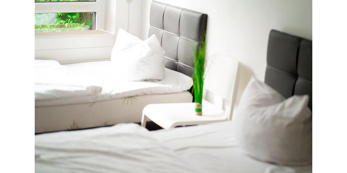 Wohnen auf Zeit Nittendorf - 3 Zimmer, 90 m&sup2;, 80&euro; | Angebot:10693688
