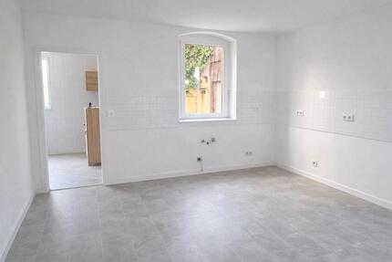 Wohnung Feilitzsch - 4 Zimmer, 95 m&sup2;, 600&euro; | Angebot:25755037