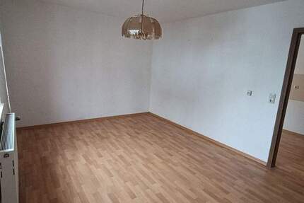 Wohnung Waldsassen - 2 Zimmer, 45 m&sup2;, 350&euro; | Angebot:25094207