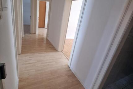 Helle 3ZKB Wohnung zu vermieten zimmer