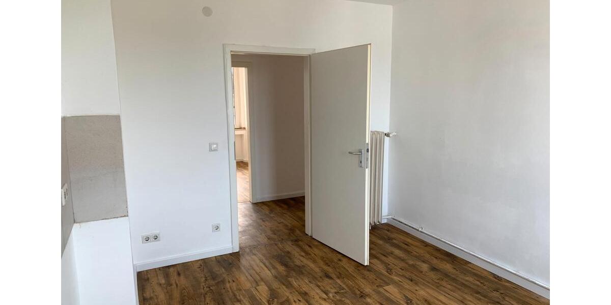 Etagenwohnung Mönchengladbach Süd - 4 Zimmer, 106 m&sup2;, 954&euro; | Angebot:26285183