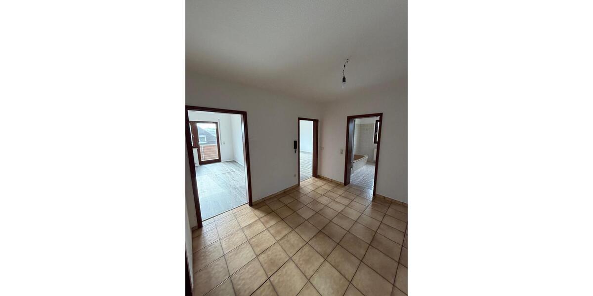 Erdgeschoßwohnung Frankenberg (Eder) - 3 Zimmer, 93 m&sup2;, 650&euro; | Angebot:26338103