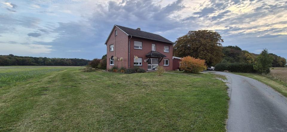 Idyllischer Bauernhof mit Nebengebäuden in Traumlage zu vermieten 6 zimmer