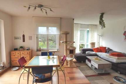 SCHICKE UND GEMÜTLICHE 2-ZIMMER-WOHNUNG IN RUHIGER WOHNLAGE 2 zimmer