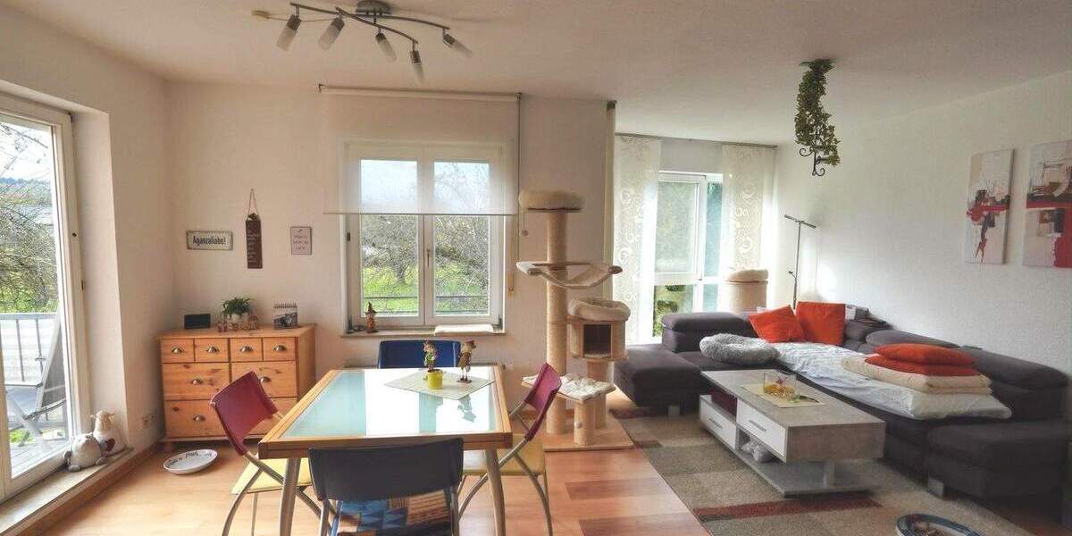 SCHICKE UND GEMÜTLICHE 2-ZIMMER-WOHNUNG IN RUHIGER WOHNLAGE 2 zimmer