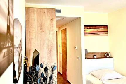 Zimmer Rosbach Ober-Rosbach - 1 Zimmer, 1.660&euro; | Angebot:23978782