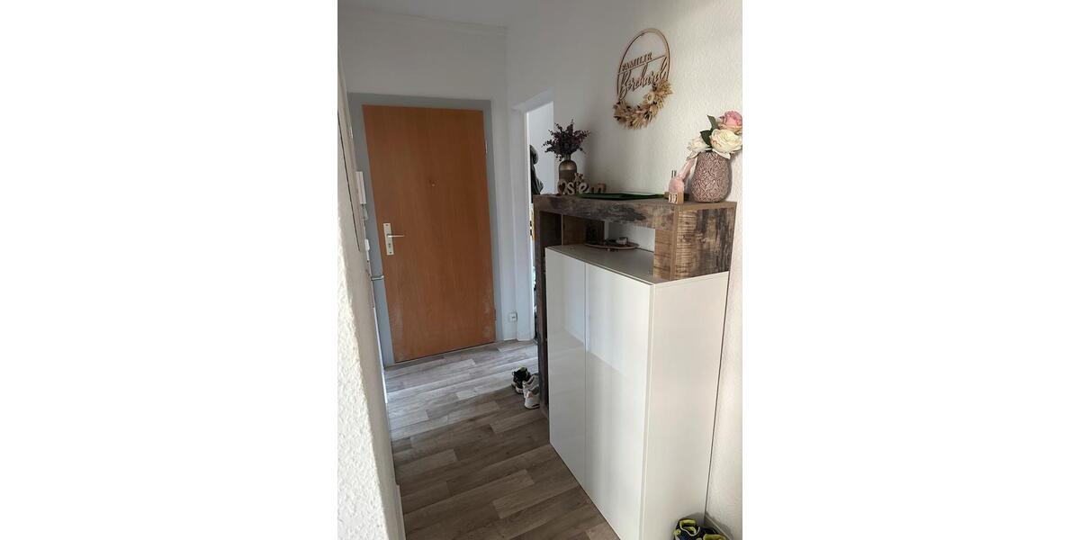 Etagenwohnung Neubrandenburg Carlshöhe - 4 Zimmer, 73 m&sup2;, 810&euro; | Angebot:26387358