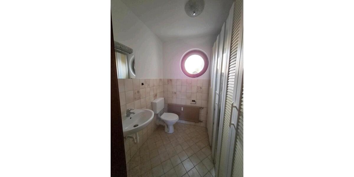 Etagenwohnung Aerzen - 3 Zimmer, 127 m&sup2;, 800&euro; | Angebot:25588645