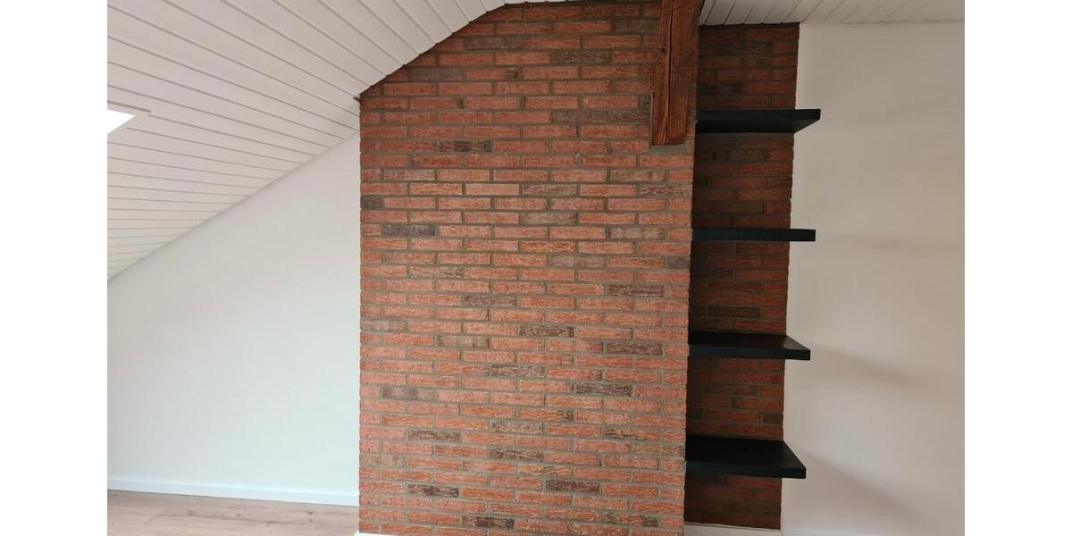 Dachgeschoßwohnung Eschweiler - 2.5 Zimmer, 67 m&sup2;, 420&euro; | Angebot:26586389
