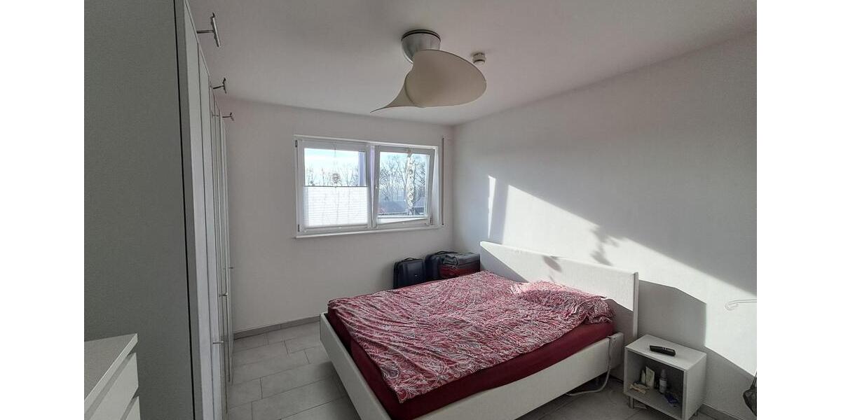 Etagenwohnung Bergisch Gladbach Alt-Frankenforst - 4 Zimmer, 140 m&sup2;, 1.820&euro; | Angebot:25079589